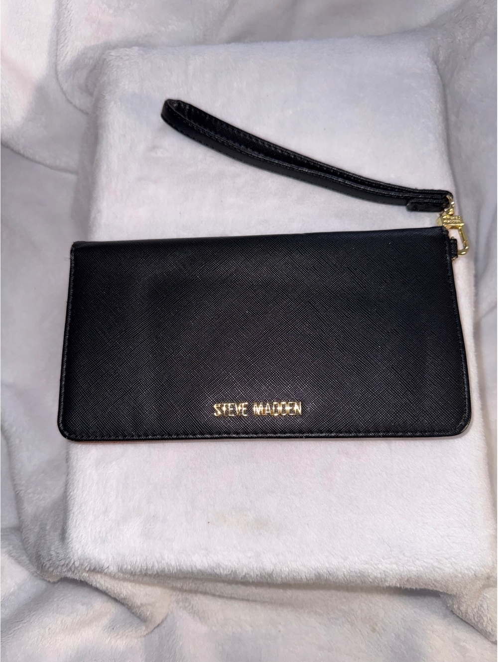 Steve Madden Black Wristlet Wallet